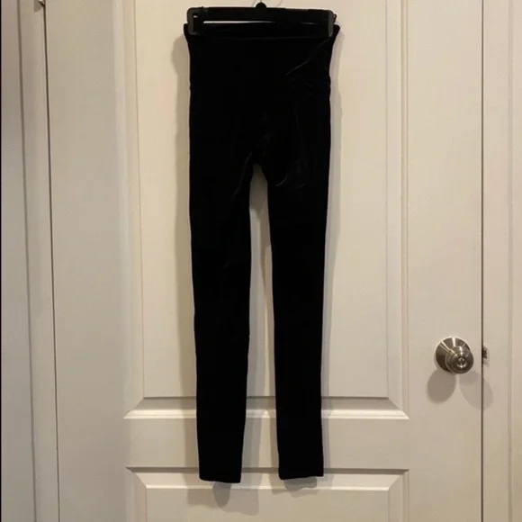 Spanx Velvet Leggings - Picture 4 of 5